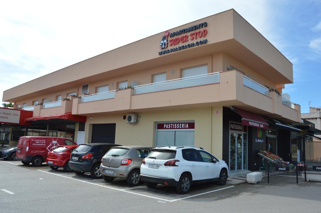 Residencial Super Stop Apartaments Torre Valentina سان أنتوني دي كالونخي المظهر الخارجي الصورة